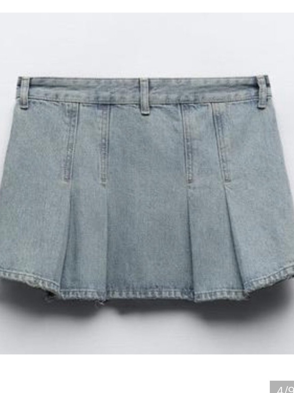 NEW ZARA  Bloggers Fave
Crop Mini Pleated Denim Skirt
XL
🚨NO DISCOUNT - Picture 3 of 7